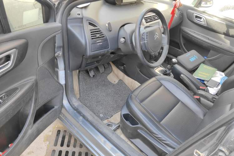 Used Citroen C-Quatre 2010 Sedan 1.6L Manual Shangle Version Driver Seat