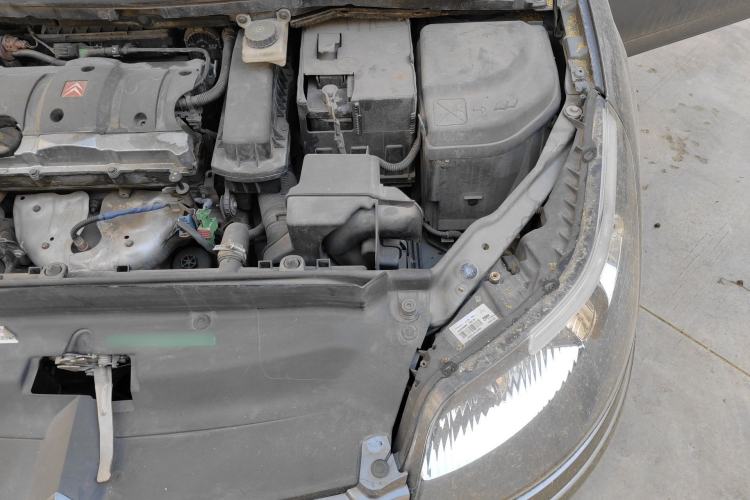 Used Citroen C-Quatre 2010 Sedan 1.6L Manual Shangle Version Engine Bay Left