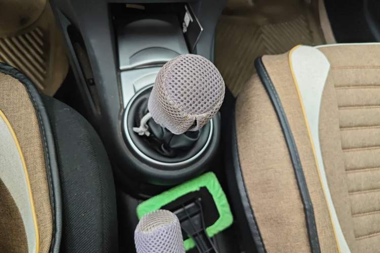 Used Citroen C-Quatre 2010 Sedan 1.6L Manual Shangle Version Gear Lever