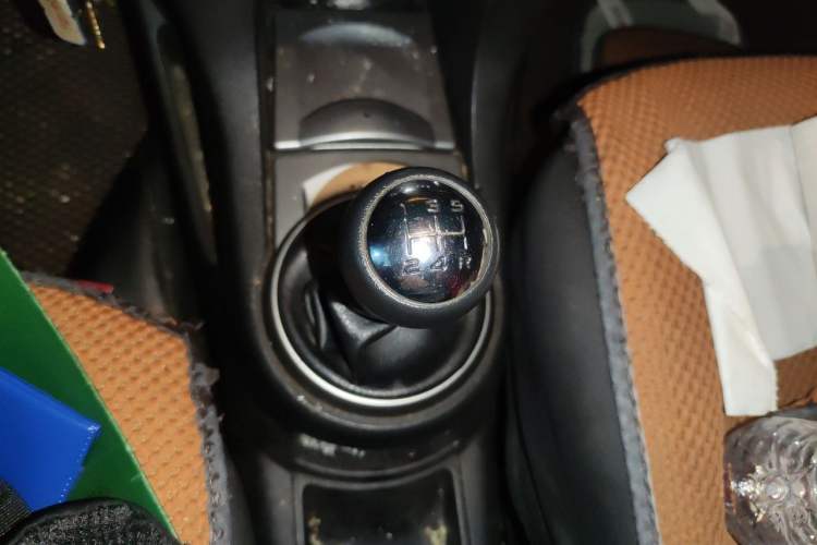 Used Citroen C-Quatre 2010 Sedan 1.6L Manual Shangle Version Gear Lever