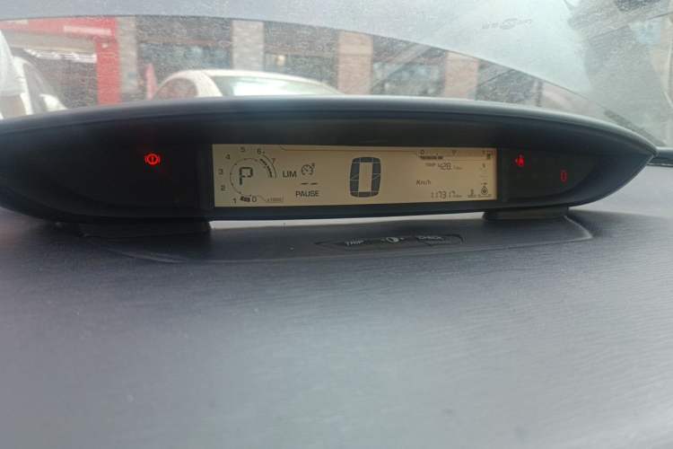 Used Citroen C-Quatre 2010 Sedan 1.6L Automatic Shangle Edition Instrument Cluster