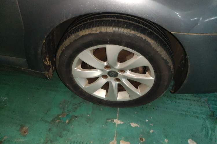 Used Citroen C-Quatre 2010 Sedan 1.6L Manual Shangle Version Right Front Wheel Hub