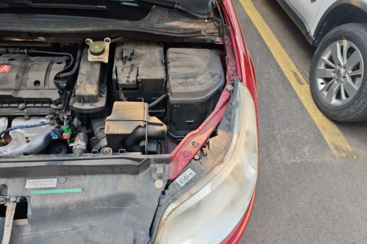 Used Citroen C-Quatre 2010 Hatchback 1.6L Manual Shangle Edition Engine Bay Left