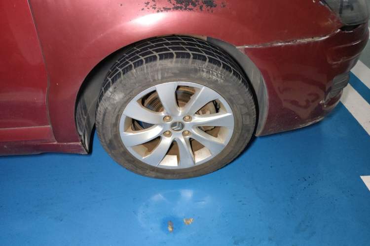 Used Citroen C-Quatre 2010 Sedan 1.6L Automatic Shangle Edition Right Front Wheel Hub