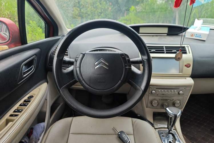 Used Citroen C-Quatre 2010 Sedan 1.6L Automatic Shangle Edition Steering Wheel
