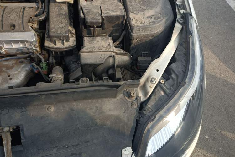 Used Citroen C-Quatre 2010 Sedan 1.6L Automatic Shangle Edition Engine Bay Left