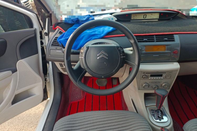 Used Citroen C-Quatre 2010 Sedan 1.6L Automatic Shangle Edition Steering Wheel