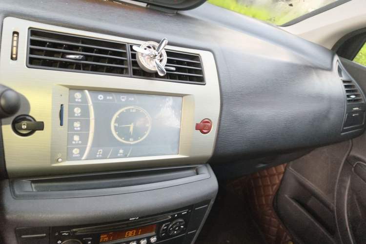 Used Citroen C-Quatre 2011 Sedan 1.6L Manual Champion Edition Audio And AC Panel