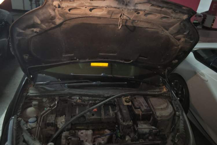 Used Citroen C-Quatre 2011 Sedan 1.6L Automatic Fashion Edition Engine Bay