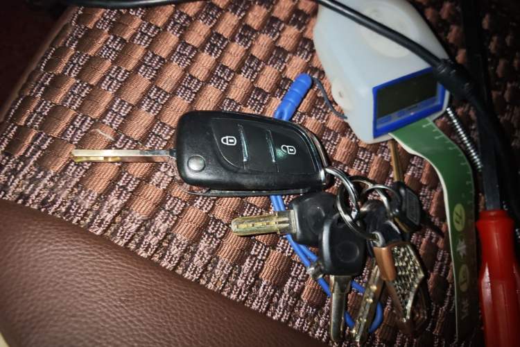 Used Citroen C-Quatre 2011 Sedan 1.6L Automatic Fashion Edition Vehicle Key