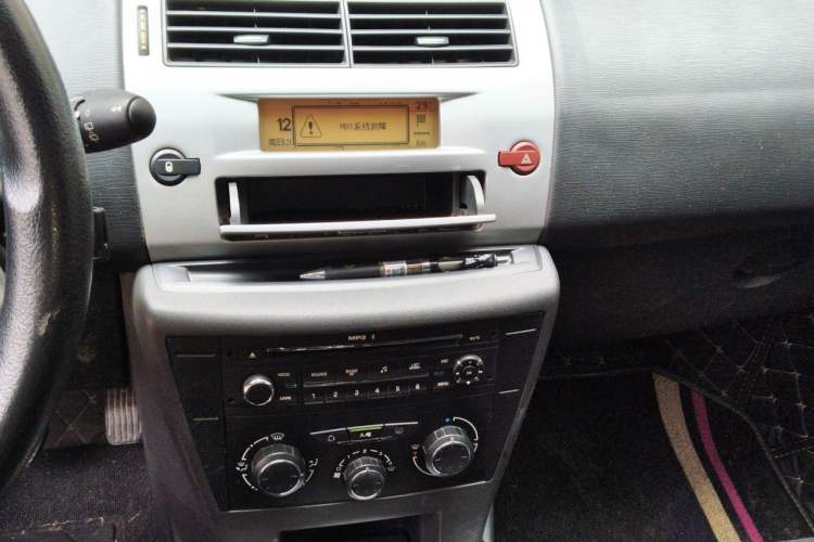 Used Citroen C-Quatre 2011 Hatchback 2.0L Manual Jingya Model Audio And AC Panel