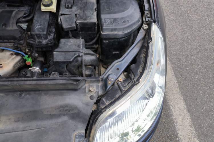 Used Citroen C-Quatre 2011 Hatchback 1.6L Automatic XuanYa Model Engine Bay Left