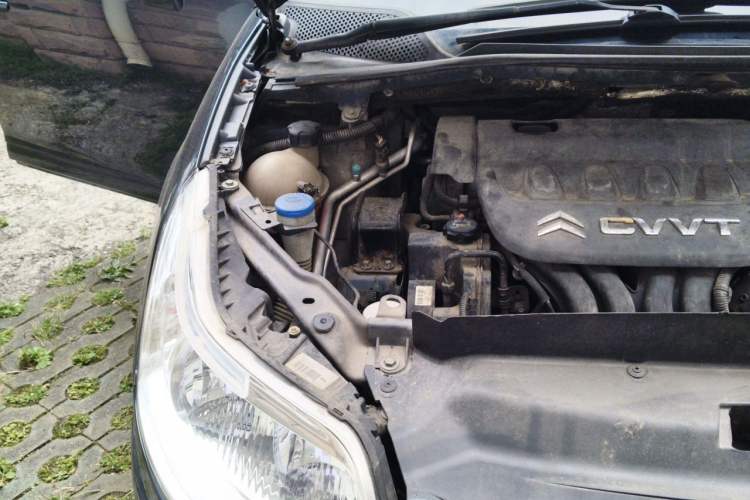 Used Citroen C-Quatre 2011 Hatchback 2.0L Manual Jingya Model Engine Bay Right
