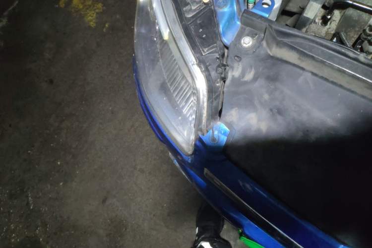 Used Citroen C-Quatre 2011 Hatchback 1.6L Automatic XuanYa Model Engine Bay Right