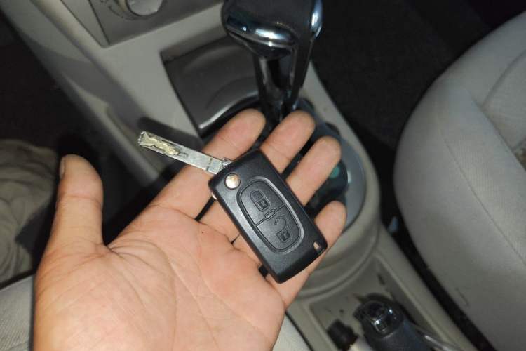 Used Citroen C-Quatre 2011 Hatchback 1.6L Automatic XuanYa Model Vehicle Key