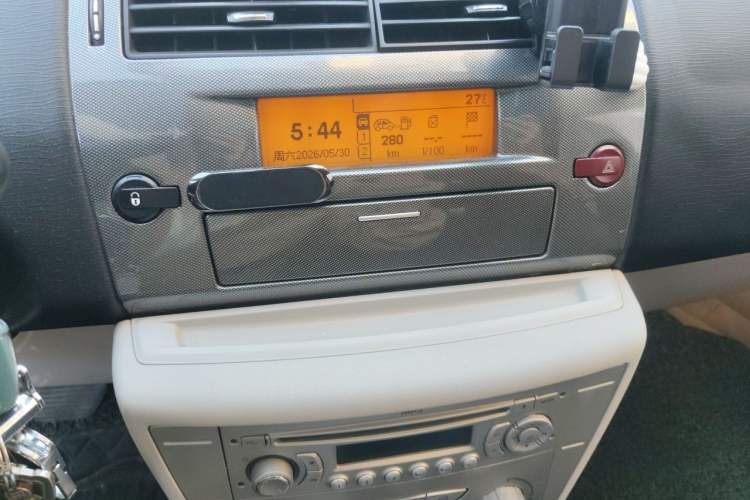 Used Citroen C-Quatre 2011 Sedan 1.6L Automatic Fashion Edition Audio And AC Panel