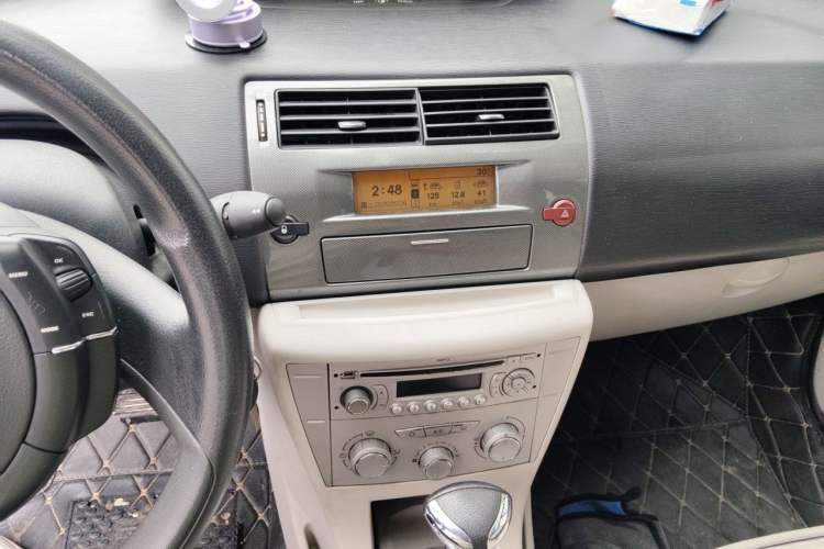 Used Citroen C-Quatre 2011 Sedan 1.6L Automatic Fashion Edition Audio And AC Panel