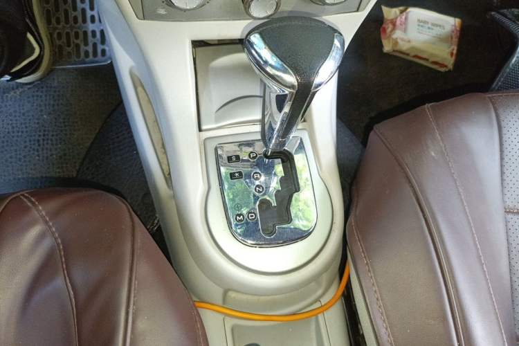 Used Citroen C-Quatre 2011 Sedan 1.6L Automatic Fashion Edition Gear Lever