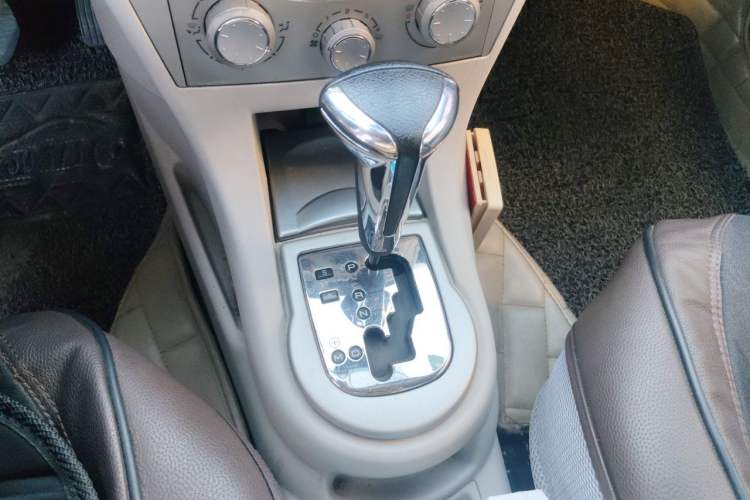 Used Citroen C-Quatre 2011 Sedan 1.6L Automatic Fashion Edition Gear Lever