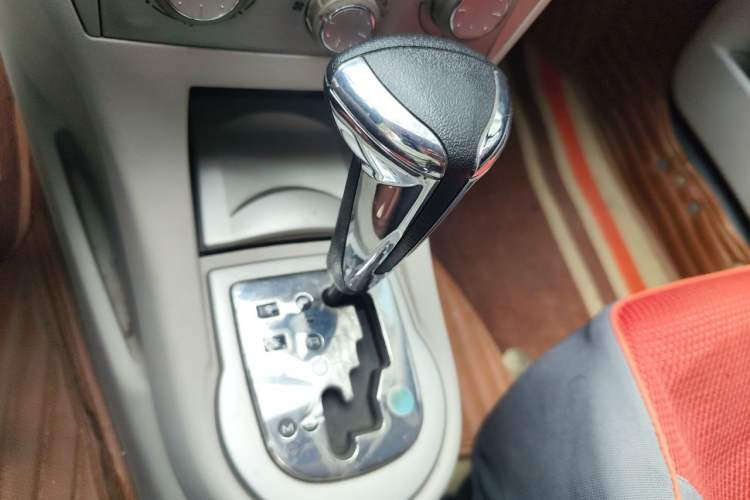 Used Citroen C-Quatre 2011 Sedan 1.6L Automatic Fashion Edition Gear Lever