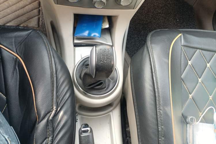 Used Citroen C-Quatre 2011 Sedan 1.6L Manual Fashion Edition Gear Lever