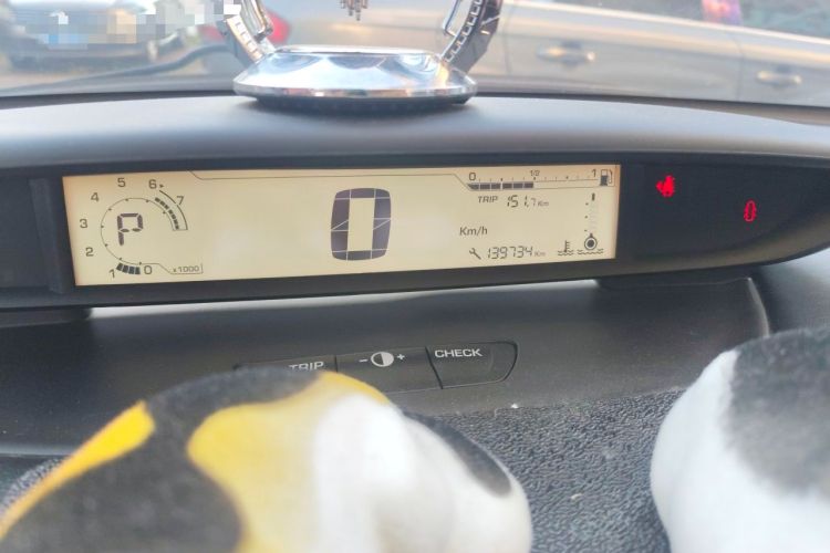 Used Citroen C-Quatre 2011 Sedan 1.6L Automatic Fashion Edition Odometer Close Up