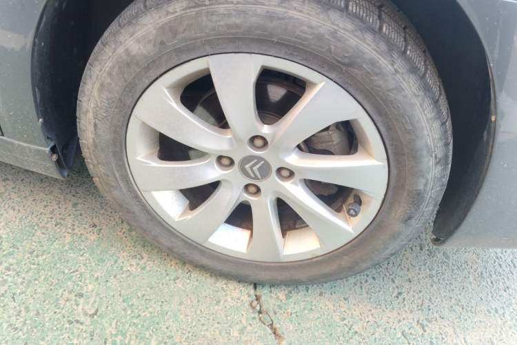 Used Citroen C-Quatre 2011 Sedan 1.6L Automatic Fashion Edition Right Front Wheel Hub