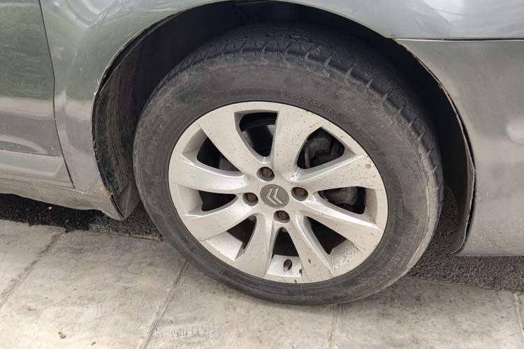Used Citroen C-Quatre 2011 Sedan 1.6L Automatic Fashion Edition Right Front Wheel Hub