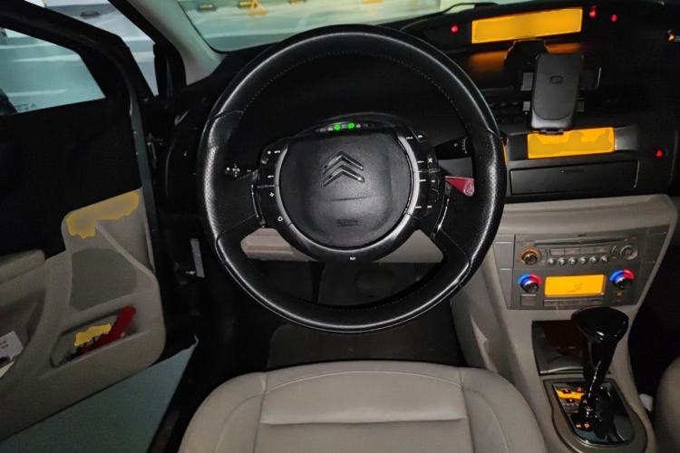 Used Citroen C-Quatre 2011 Sedan 1.6L Automatic Comfort Model Steering Wheel
