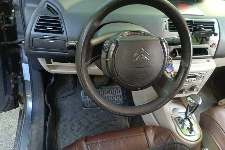 Used Citroen C-Quatre 2011 Sedan 1.6L Automatic Fashion Edition Steering Wheel
