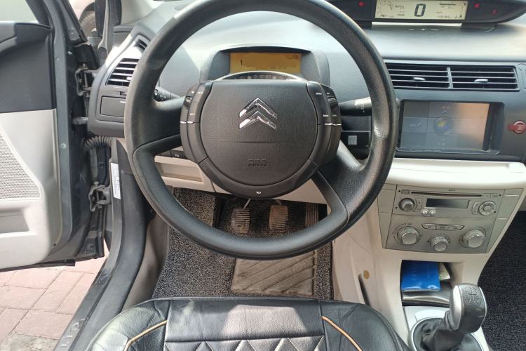 Used Citroen C-Quatre 2011 Sedan 1.6L Manual Fashion Edition Steering Wheel