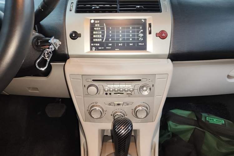 Used Citroen C-Quatre 2011 Sedan 1.6L Automatic Fashion Edition Audio And AC Panel