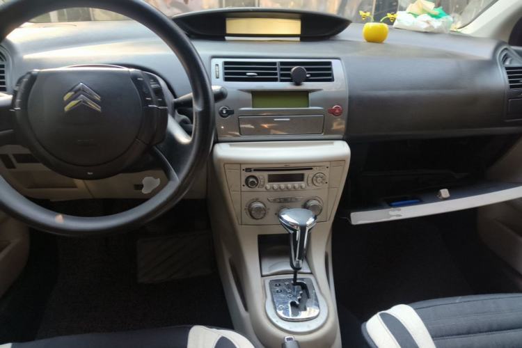 Used Citroen C-Quatre 2011 Hatchback 1.6L Automatic XuanYa Model Center Console