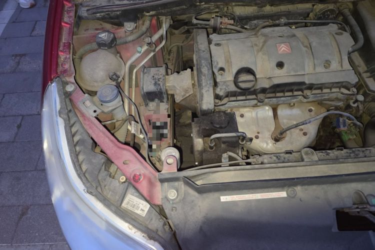Used Citroen C-Quatre 2011 Hatchback 1.6L Automatic Champion Edition Engine Bay Right