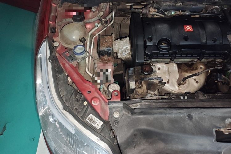 Used Citroen C-Quatre 2011 Hatchback 1.6L Automatic XuanYa Model Engine Bay Right