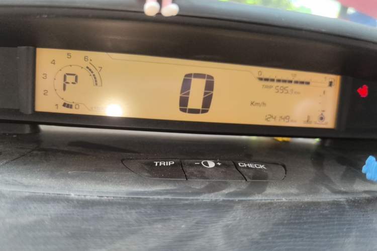 Used Citroen C-Quatre 2011 Hatchback 1.6L Automatic Yueya Model Instrument Cluster