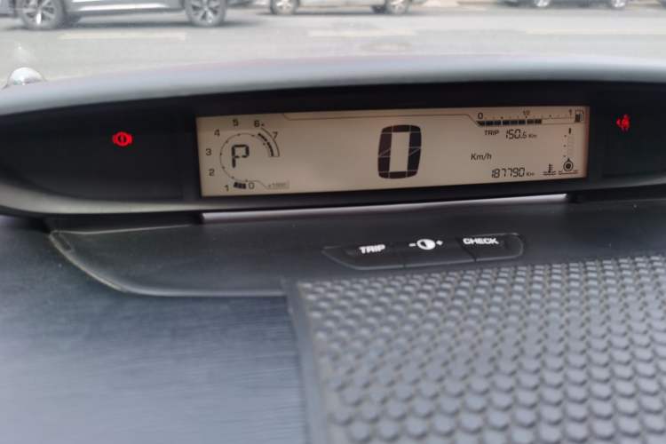 Used Citroen C-Quatre 2011 Hatchback 1.6L Automatic XuanYa Model Instrument Cluster