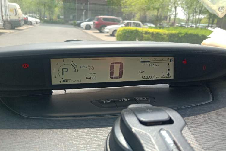 Used Citroen C-Quatre 2011 Hatchback 1.6L Automatic XuanYa Model Instrument Cluster