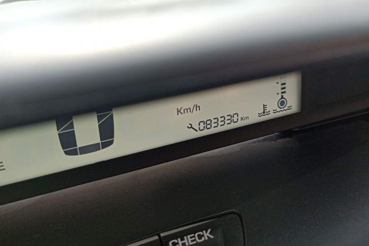 Used Citroen C-Quatre 2011 Hatchback 1.6L Automatic XuanYa Model Odometer Close Up