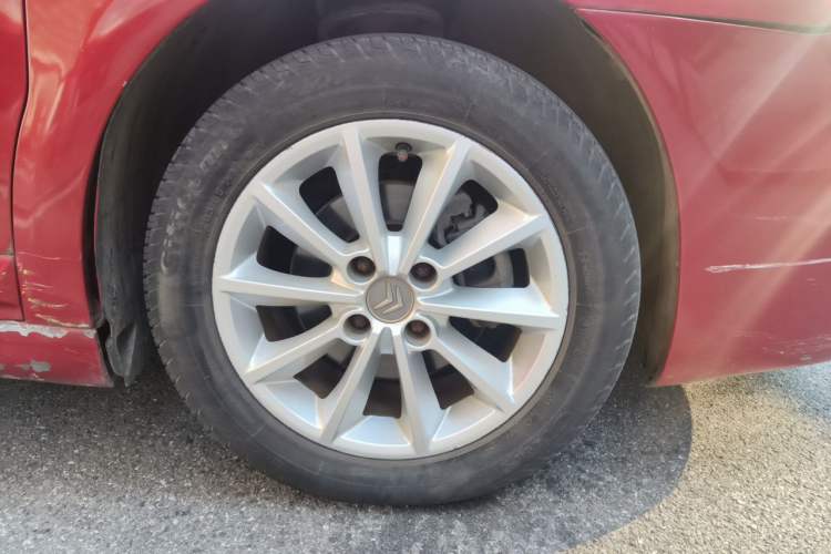 Used Citroen C-Quatre 2011 Hatchback 1.6L Automatic XuanYa Model Right Front Wheel Hub