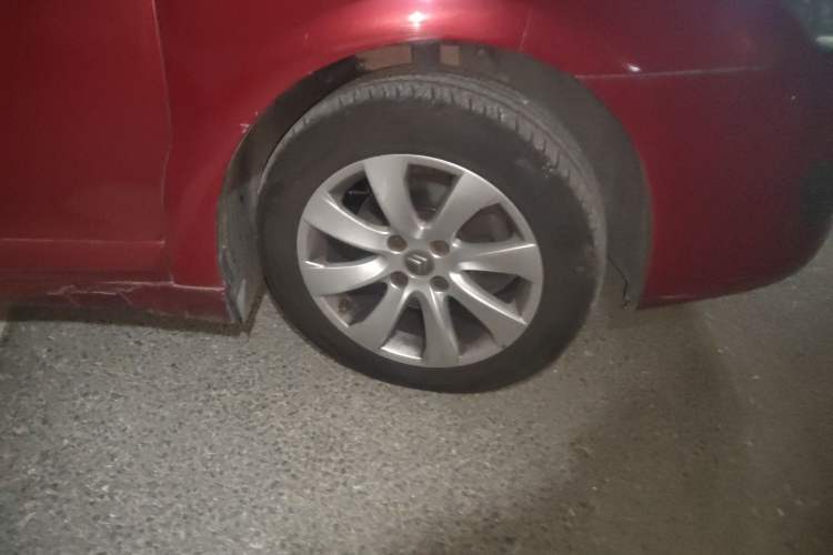 Used Citroen C-Quatre 2011 Sedan 1.6L Automatic Comfort Model Right Front Wheel Hub