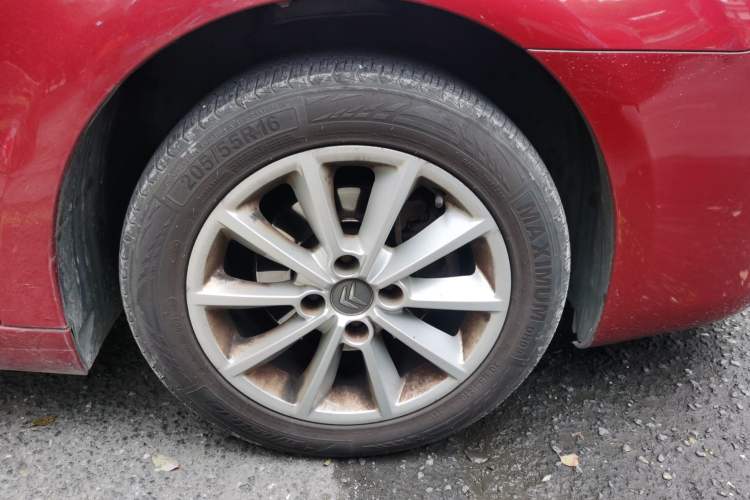 Used Citroen C-Quatre 2011 Hatchback 1.6L Automatic XuanYa Model Right Front Wheel Hub