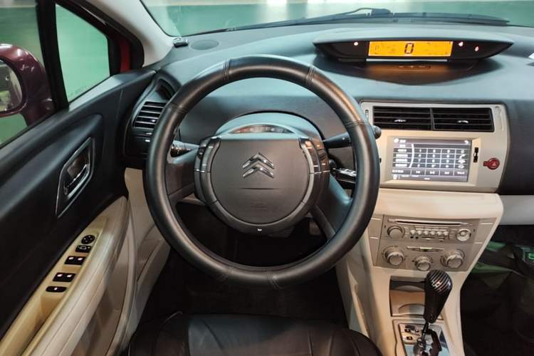 Used Citroen C-Quatre 2011 Sedan 1.6L Automatic Fashion Edition Steering Wheel