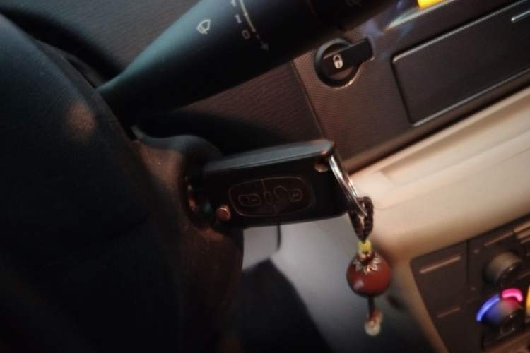 Used Citroen C-Quatre 2011 Hatchback 1.6L Automatic Yueya Model Vehicle Key