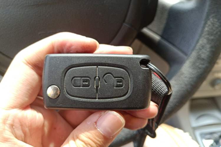 Used Citroen C-Quatre 2011 Hatchback 1.6L Automatic XuanYa Model Vehicle Key