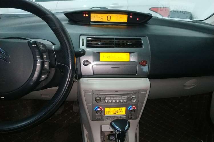 Used Citroen C-Quatre 2011 Sedan 1.6L Automatic Comfort Model Audio And AC Panel