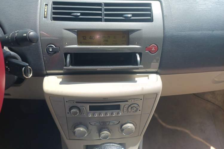 Used Citroen C-Quatre 2011 Sedan 1.6L Automatic Fashion Edition Audio And AC Panel