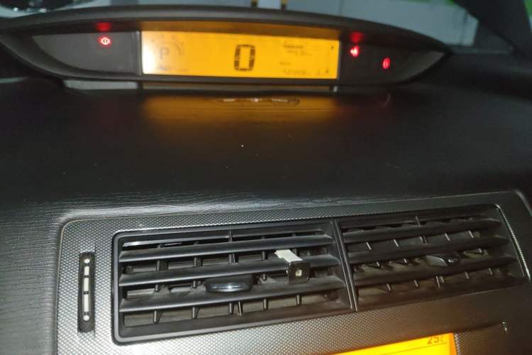 Used Citroen C-Quatre 2011 Sedan 1.6L Automatic Comfort Model Audio And AC Panel