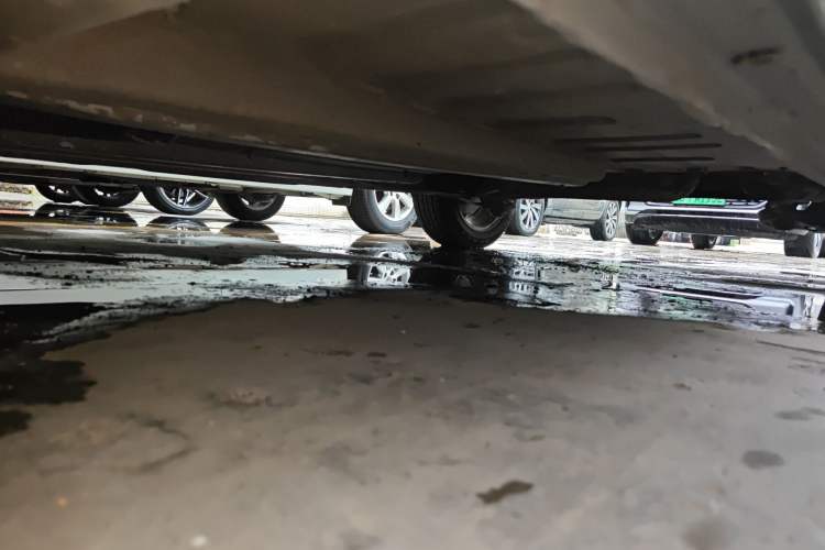 Used Citroen C-Quatre 2011 Sedan 1.6L Automatic Fashion Edition Chassis Front Left