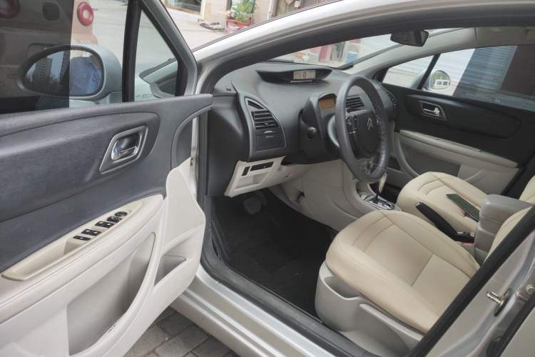 Used Citroen C-Quatre 2011 Sedan 1.6L Automatic Fashion Edition Driver Seat